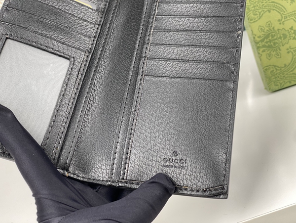 グッチ財布コピー角部分ディテール